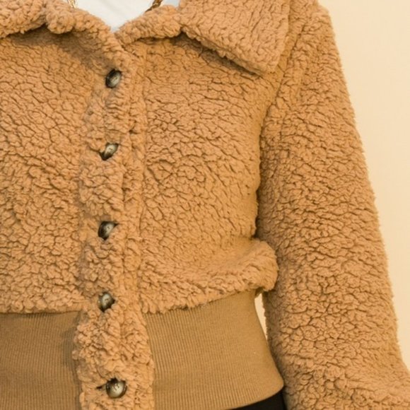Button Down Ribbed Trim Sherpa Jacket (Camel) - Picture 5 of 5